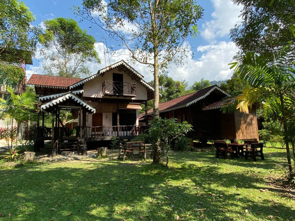 קולים Rustic Chalet - Dahlia N Mawar At Sedim Vista מראה חיצוני תמונה